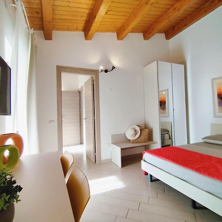 Alcamo Rooms Con Garage Privato Exterior photo