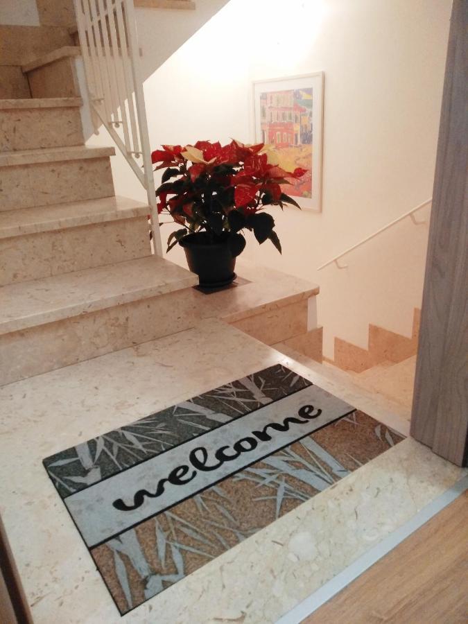 Alcamo Rooms Con Garage Privato Exterior photo