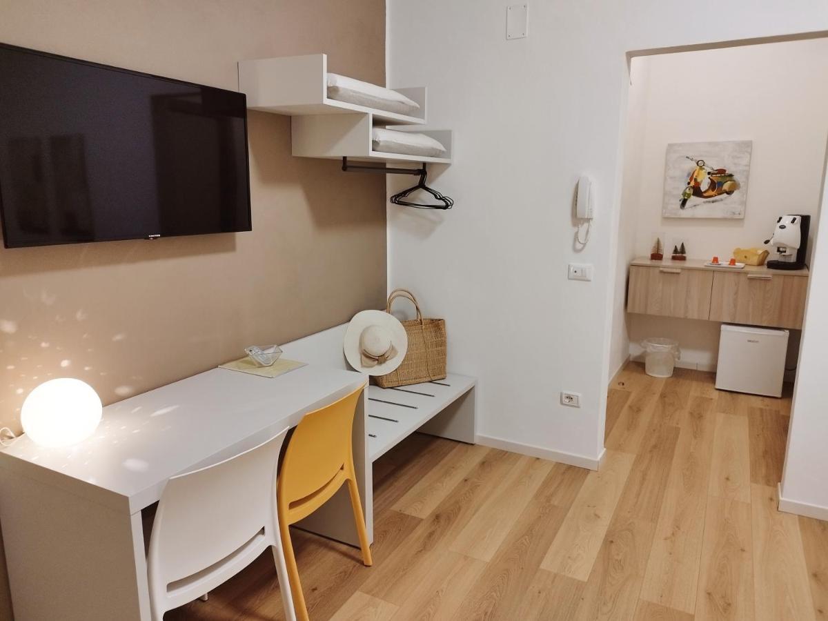Alcamo Rooms Con Garage Privato Exterior photo