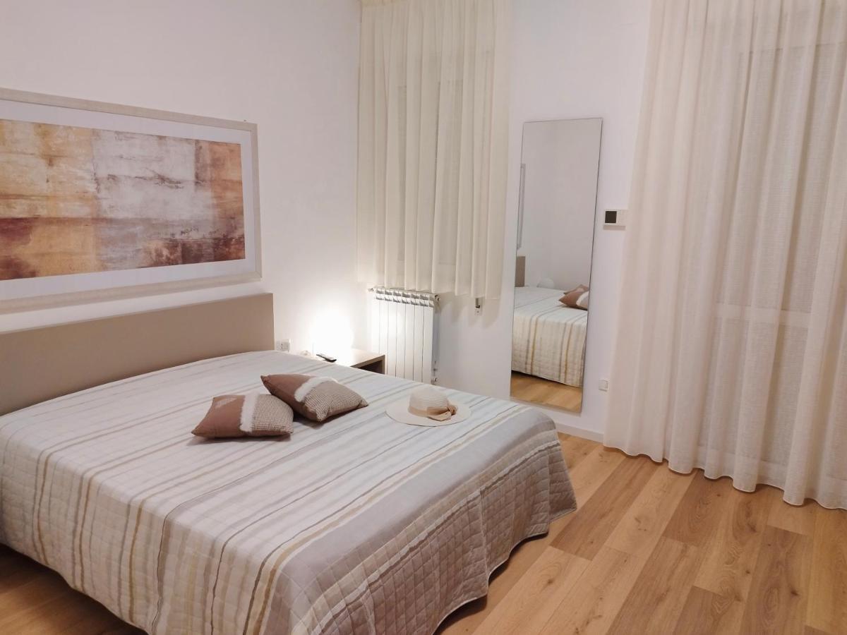 Alcamo Rooms Con Garage Privato Exterior photo