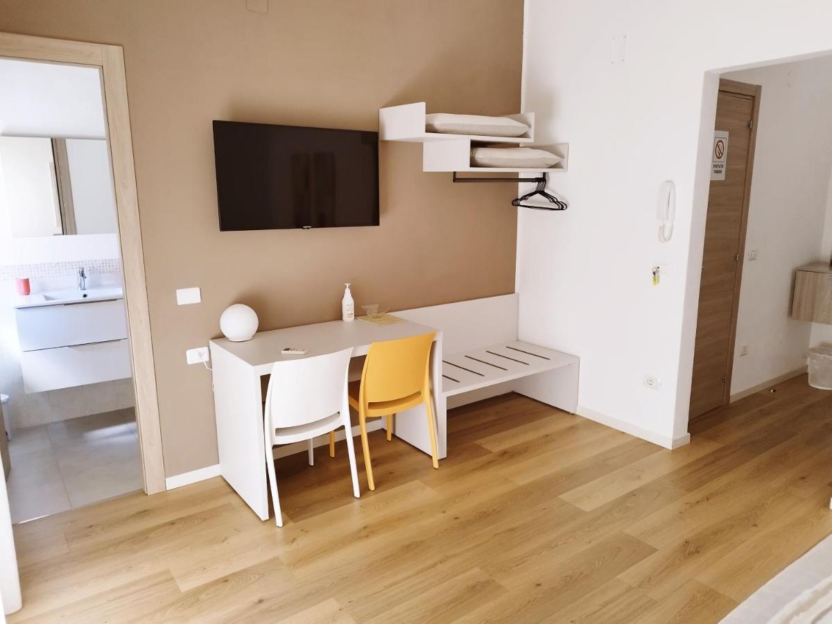 Alcamo Rooms Con Garage Privato Exterior photo