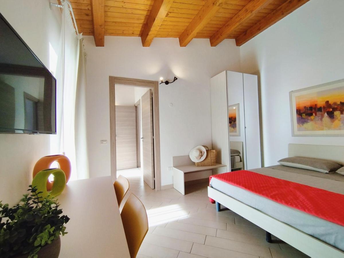 Alcamo Rooms Con Garage Privato Exterior photo